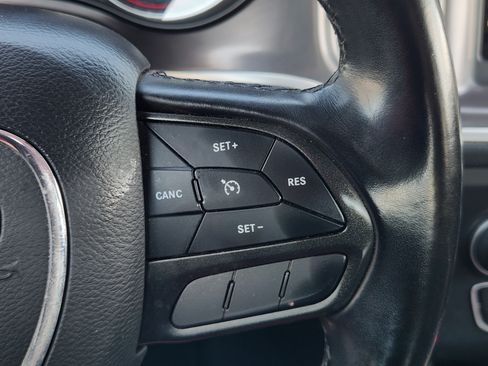 Used 2022 Dodge Charger SXT RWD image 29