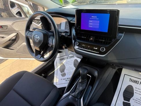 Used 2024 Toyota Corolla LE image 18