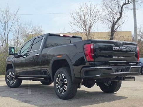 New 2026 GMC Sierra 3500 Denali Ultimate AWD/4WD image 16