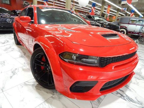 Used 2021 Dodge Charger SRT Hellcat w/ Harman/Kardon Audio Group image 1