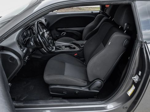 Used 2020 Dodge Challenger GT RWD image 4