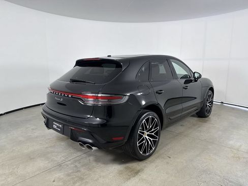 Certified 2022 Porsche Macan S w/ Premium Package Plus AWD/4WD image 7