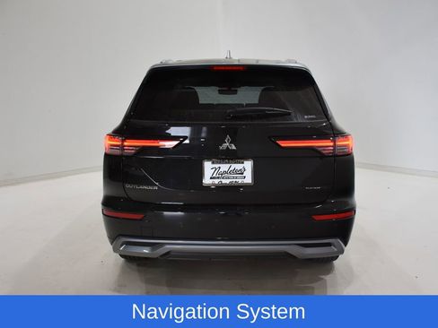 New 2025 Mitsubishi Outlander AWD image 5