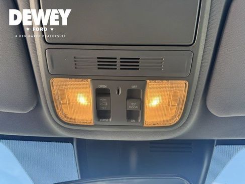 Used 2017 Honda CR-V EX image 18