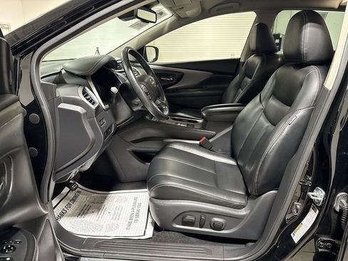 Used 2023 Nissan Murano SV image 18