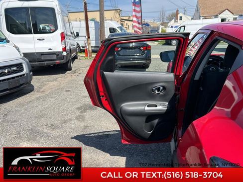 Used 2015 Nissan Juke S image 16