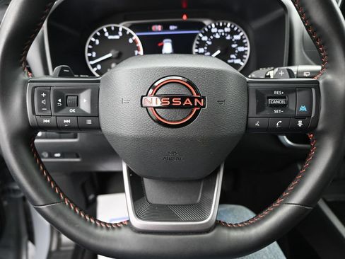 Used 2026 Nissan Rogue SV AWD/4WD image 11