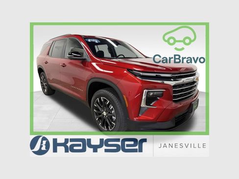 Certified 2025 Chevrolet Traverse LT w/ Sun and Wheel Package AWD/4WD image 1