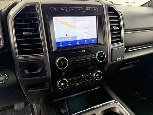 Used 2020 Ford Expedition Max XLT w/ Equipment Group 202A AWD/4WD image 11