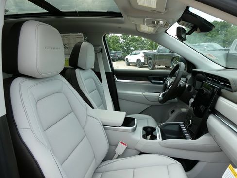 New 2026 GMC Terrain Denali AWD/4WD image 10