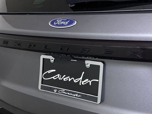 Used 2025 Ford Explorer ST-Line w/ ST-Line Street Pack AWD/4WD image 32