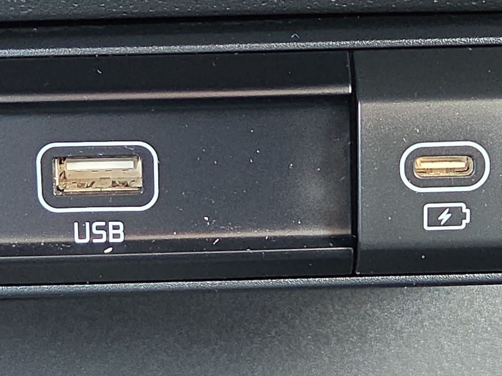 Certified 2023 Kia Niro EX FWD image 30
