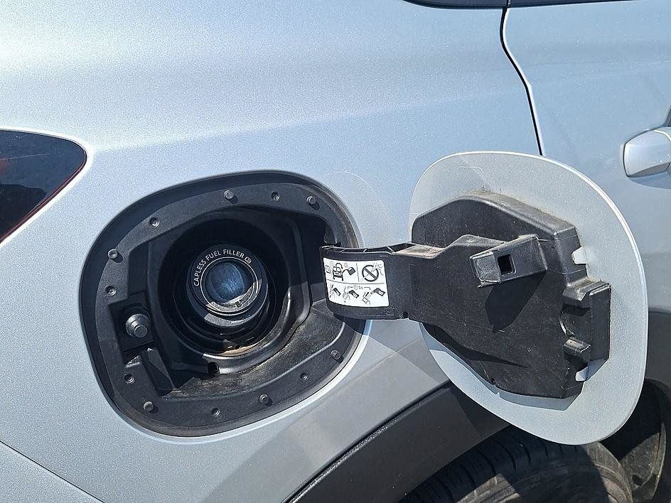 Certified 2025 Nissan Rogue SV AWD/4WD image 25