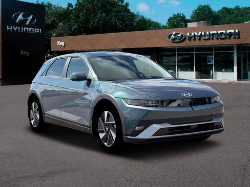 New 2026 Hyundai Ioniq 5 SEL image 11
