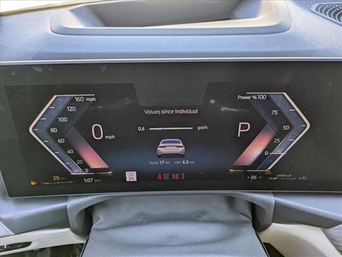 New 2026 BMW 330i Sedan w/ Premium Package image 11