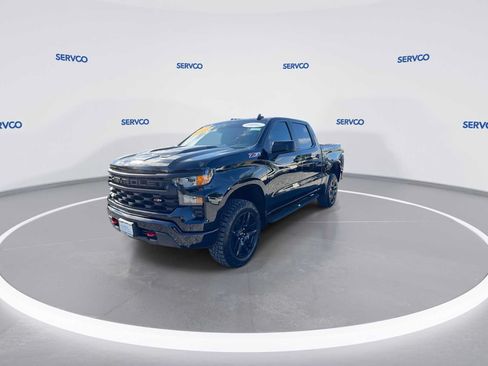 Used 2024 Chevrolet Silverado 1500 Custom Trail Boss AWD/4WD image 4