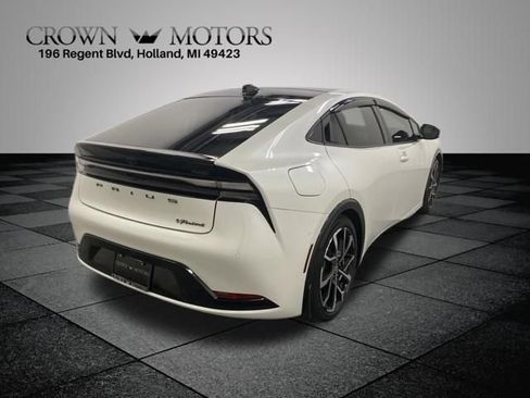 Used 2024 Toyota Prius Prime Premium w/ Advanced Technology Package FWD image 6