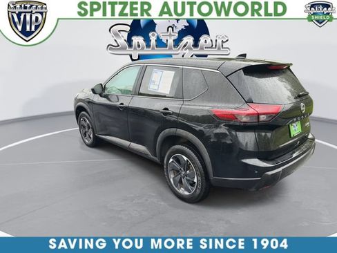 Used 2025 Nissan Rogue SV AWD/4WD image 7