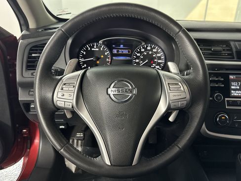 Used 2017 Nissan Altima 2.5 SR w/ Midnight Edition Package image 18