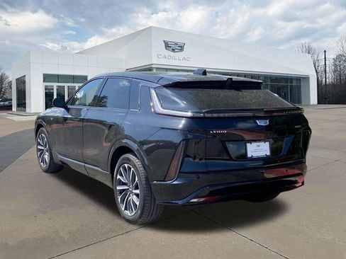 Used 2024 Cadillac Lyriq Sport RWD image 9