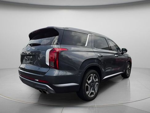 Used 2025 Hyundai Palisade SEL FWD image 6