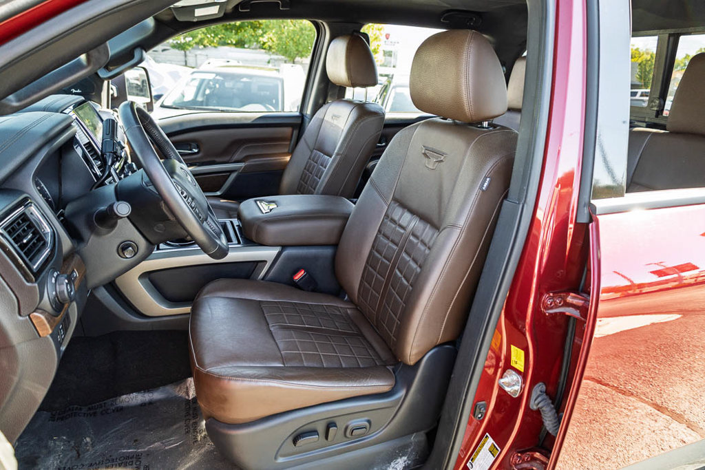 Used 2024 Nissan Titan Platinum Reserve AWD/4WD image 21