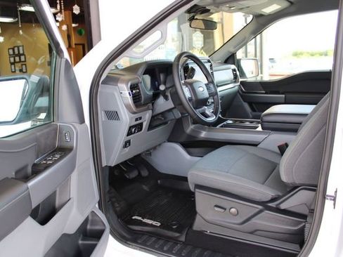 Used 2025 Ford F150 XLT w/ Equipment Group 301A Standard image 11