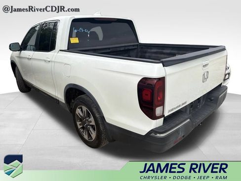 Used 2017 Honda Ridgeline RTL image 4
