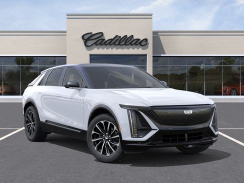 New 2026 Cadillac Lyriq Premium Sport AWD/4WD image 37