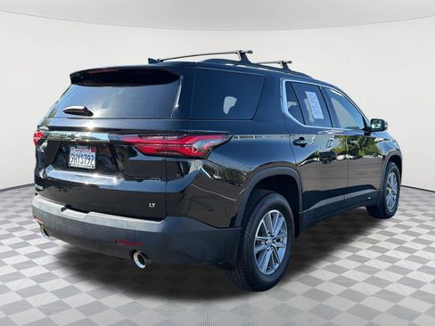 Used 2023 Chevrolet Traverse LT FWD image 5