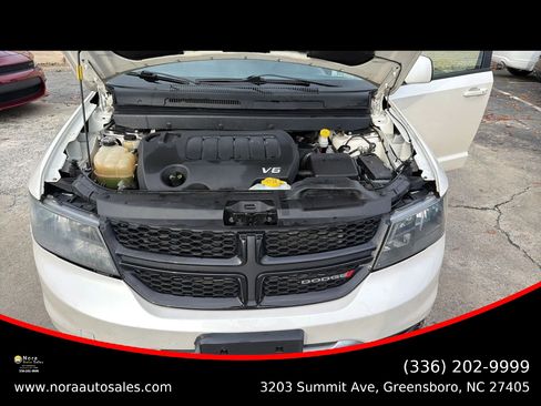 Used 2017 Dodge Journey Crossroad w/ Popular Equipment Group FWD image 38