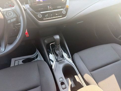 Used 2024 Toyota Corolla LE FWD image 15