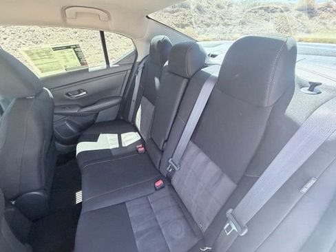 Certified 2023 Nissan Sentra SR FWD image 23