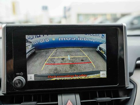 Used 2023 Toyota RAV4 XLE w/ Convenience Package image 22