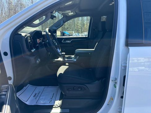 New 2026 GMC Sierra 1500 Elevation w/ X31 Off-Road Package AWD/4WD image 12