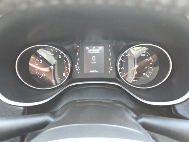 Used 2019 Jeep Compass Latitude FWD image 13