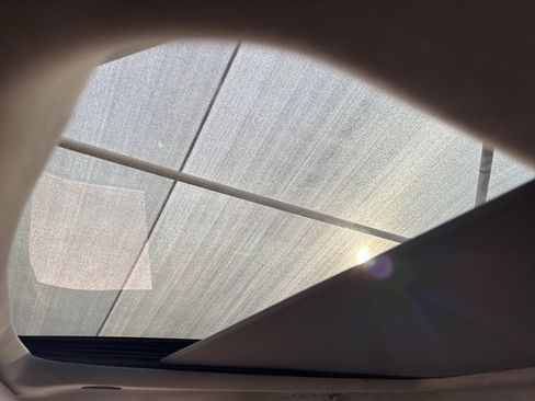 Used 2025 Ford F350 Platinum w/ Platinum Plus Package image 28