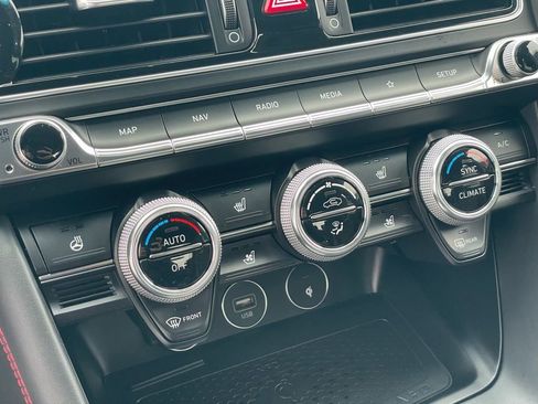 Used 2023 Genesis G70 3.3T w/ Sport Prestige Package image 22