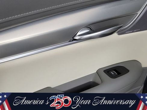Used 2023 Cadillac XT5 Premium Luxury w/ Technology Package FWD image 8