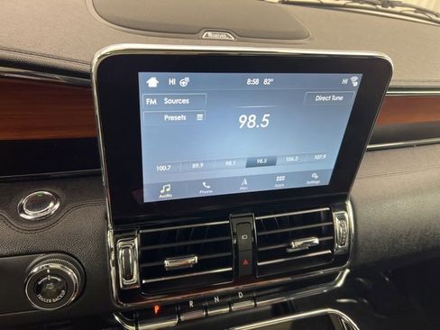 Used 2019 Lincoln Navigator L Reserve image 19