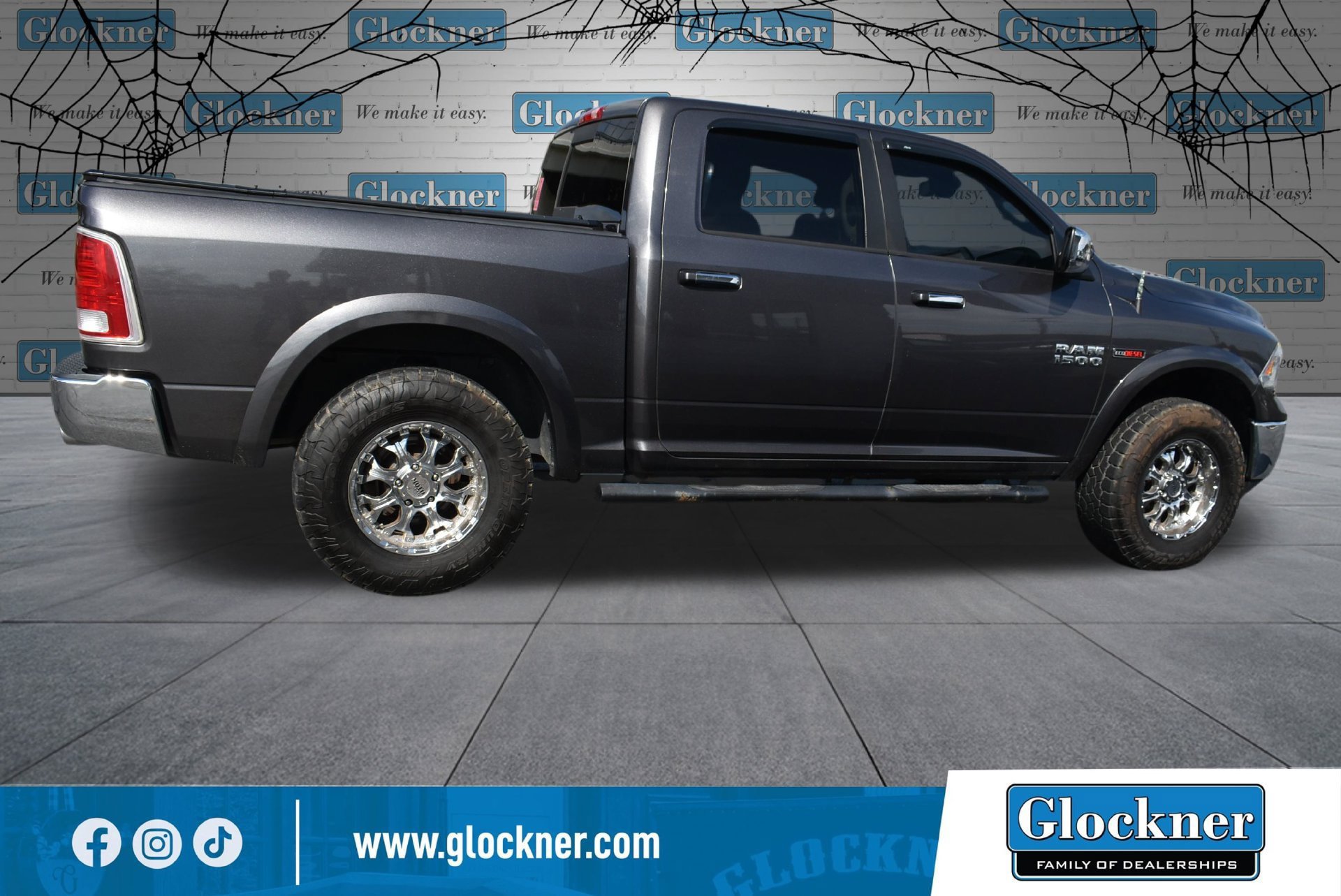 Used 2016 RAM 1500 Laramie AWD/4WD image 4