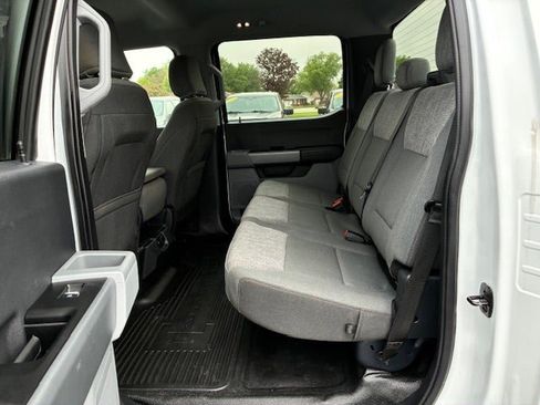 Used 2024 Ford F550 4x4 Crew Cab Super Duty w/ XLT Value Package image 15