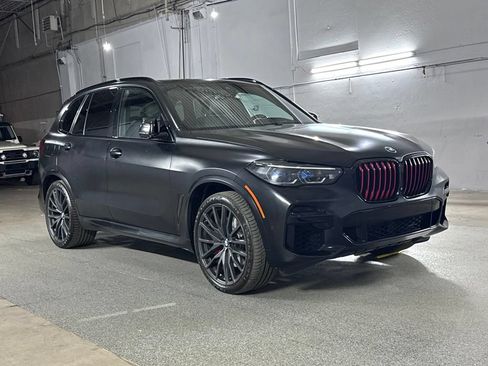 Used 2022 BMW X5 xDrive40i AWD/4WD image 4