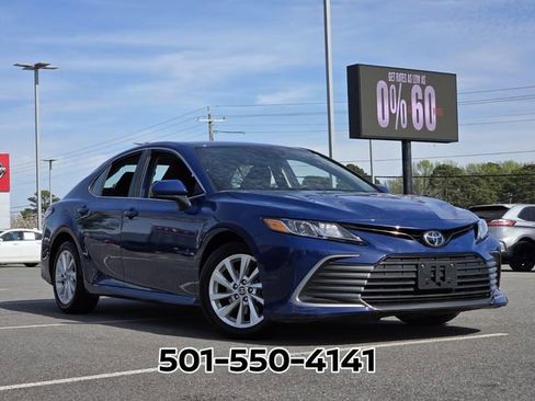 Used 2023 Toyota Camry LE image 19