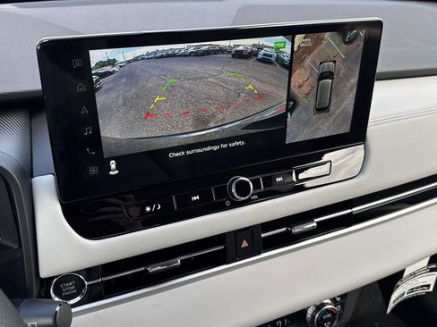 New 2026 Mitsubishi Outlander SEL FWD image 12