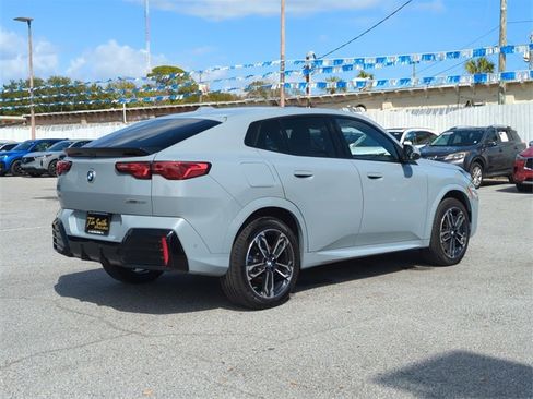 Used 2025 BMW X2 xDrive28i image 4