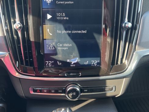 Used 2019 Volvo V90 T6 Cross Country w/ Advanced Package AWD/4WD image 15