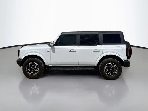 Used 2025 Ford Bronco Outer Banks AWD/4WD image 4