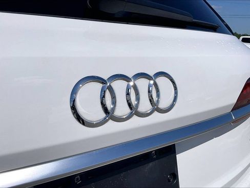 Used 2022 Audi Q7 3.0T Premium AWD/4WD image 27