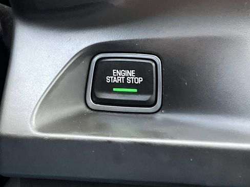 Used 2018 Chevrolet Camaro SS image 29